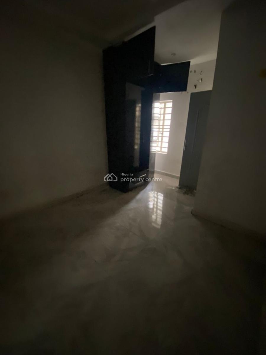 Protable  2bedroom  Flat ., Sangotedo, Ajah, Lagos, Flat / Apartment for Rent