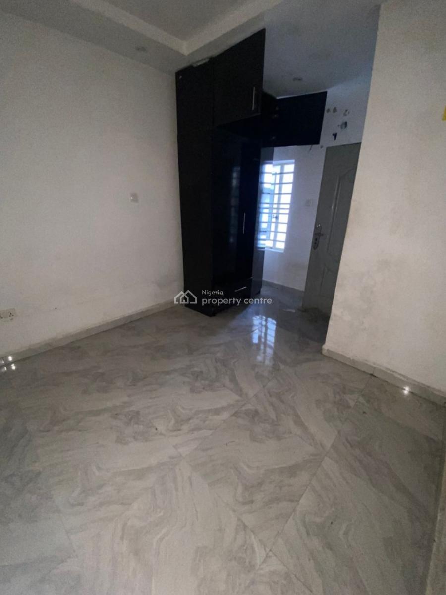 Protable  2bedroom  Flat ., Sangotedo, Ajah, Lagos, Flat / Apartment for Rent