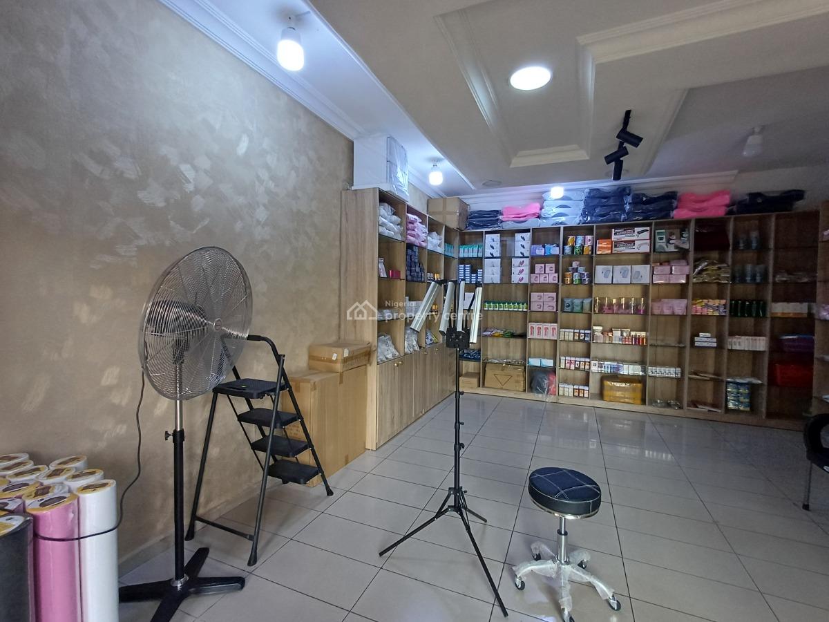 38sqm Shop / Office Space on The Ground Floor, Wuse 2, Abuja, Shop for Rent
