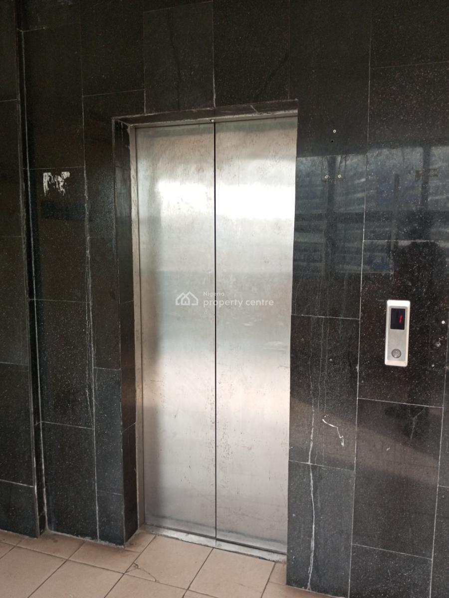 Renovated 2 Bedroom Apartment on 4th Floor, 1004 Estate, Victoria Island (vi), Lagos, Flat / Apartment for Rent