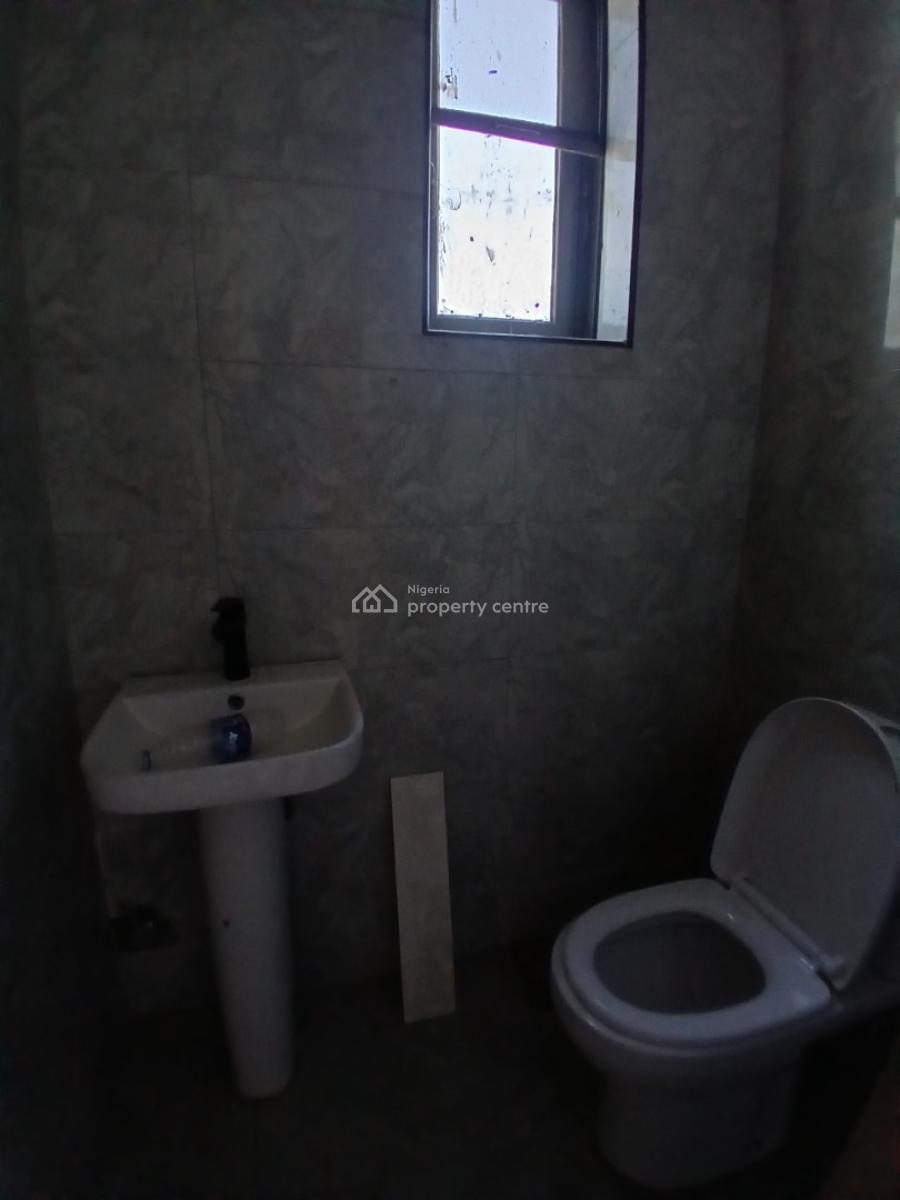 Newly Built and Serviced 2 Bedroom En-suite Flat. It Will Come with Fi, Ikate Elegushi, Lekki, Lagos, Flat / Apartment for Rent