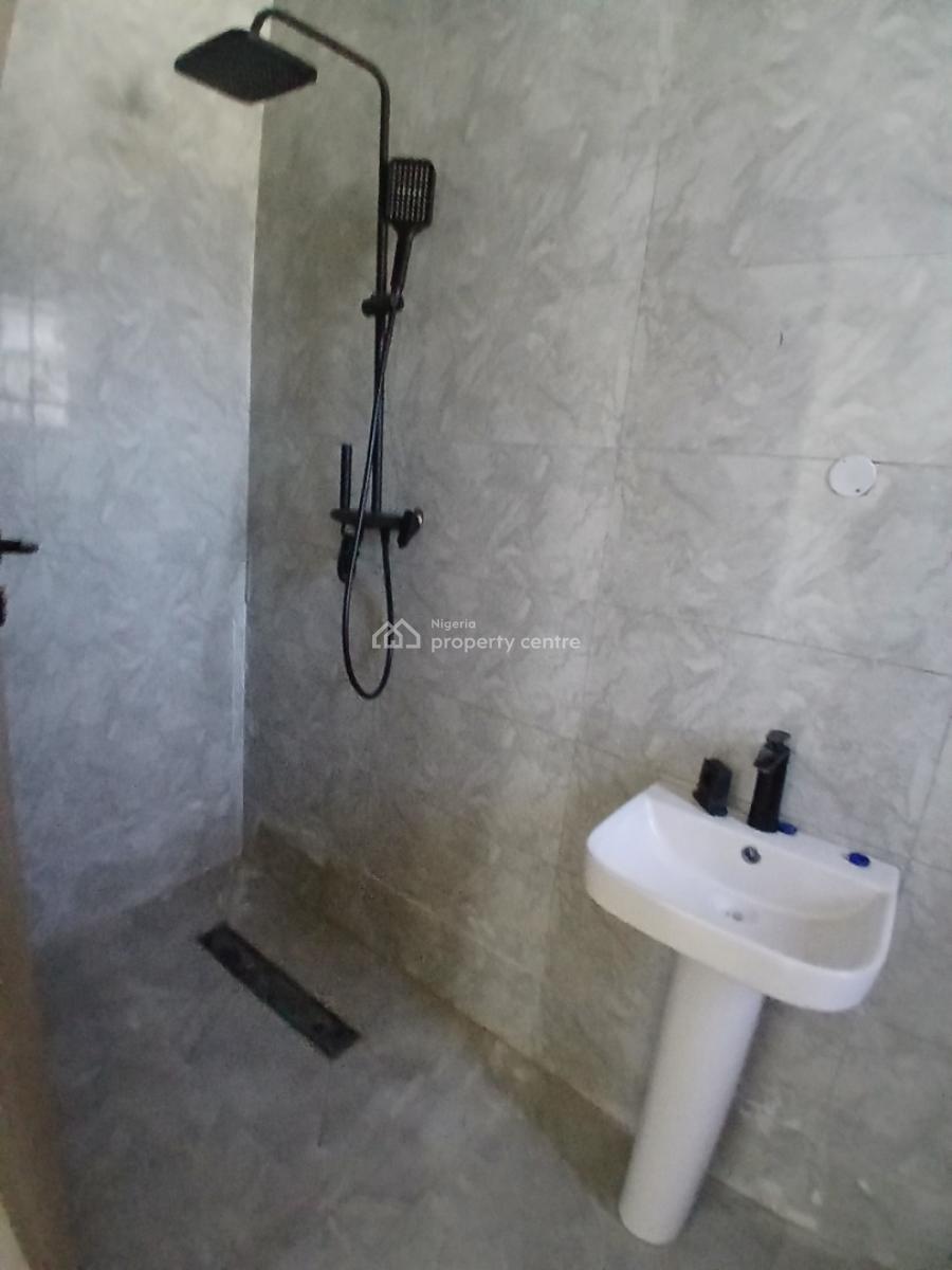 Newly Built and Serviced 2 Bedroom En-suite Flat. It Will Come with Fi, Ikate Elegushi, Lekki, Lagos, Flat / Apartment for Rent