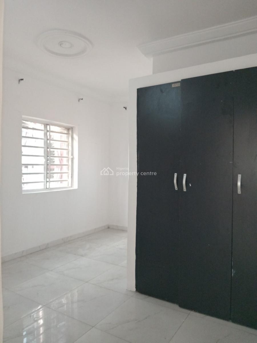 2 Bedroom Flat Upstairs, University View Estate, Ajah, Lagos, Flat / Apartment for Rent