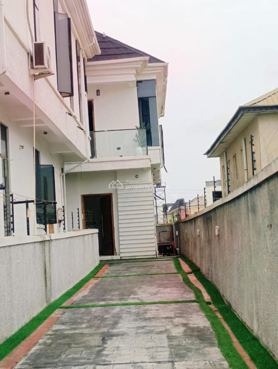 Luxury 4 Bedroom Semi Detached Duplex with Bq, Mega Chicken, Ikota, Lekki, Lagos, Semi-detached Duplex for Rent