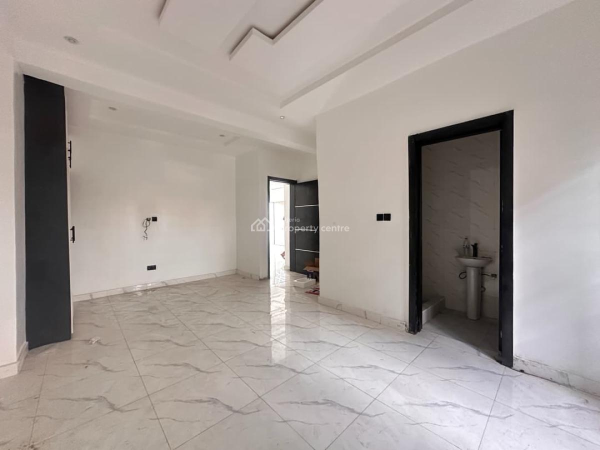 Brand New 2 Bedroom Apartment Ground Floor, Ologolo, Lekki, Lagos, Flat / Apartment for Rent