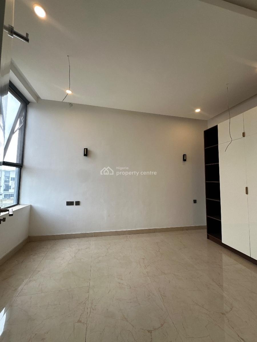 4bedrooms Maisonette with Bq and Swimming Pool and Gym, Lekki Phase 1, Lekki, Lagos, Terraced Duplex for Sale
