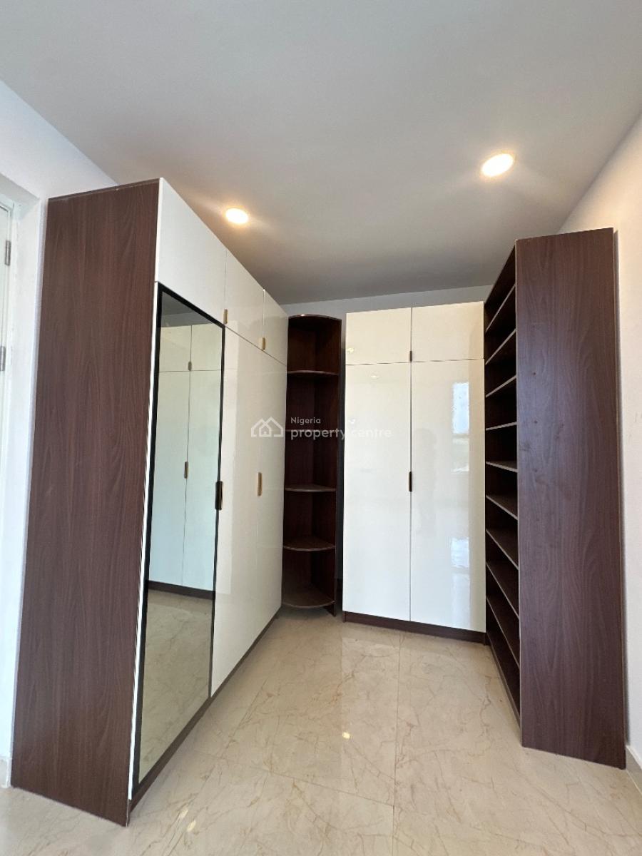 4bedrooms Maisonette with Bq and Swimming Pool and Gym, Lekki Phase 1, Lekki, Lagos, Terraced Duplex for Sale