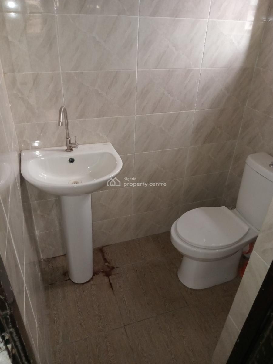 2bedroom Flat Upstairs, Ogombo, Ajah, Lagos, Flat / Apartment for Rent