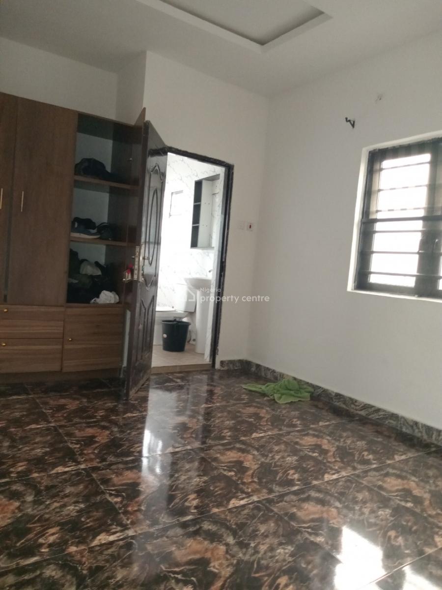 2bedroom Flat Upstairs, Ogombo, Ajah, Lagos, Flat / Apartment for Rent