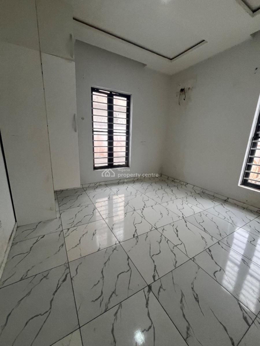 Luxury 2 Bedroom Apartment, Off Orchid Road, Lekki, Lagos, Flat / Apartment for Rent