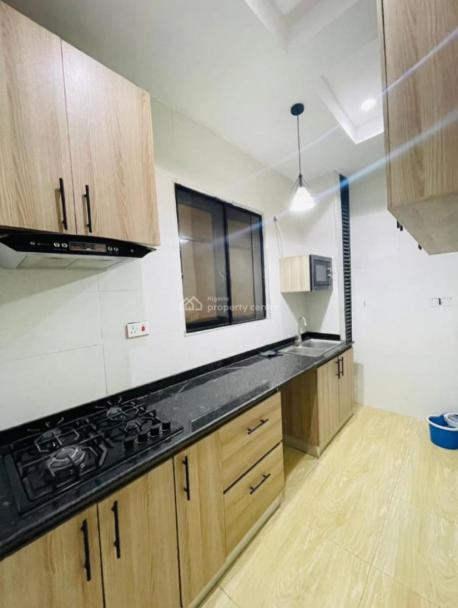 Serviced 2 Bedroom En-suite Flat, Ikate, Lekki, Lagos, Flat / Apartment for Rent