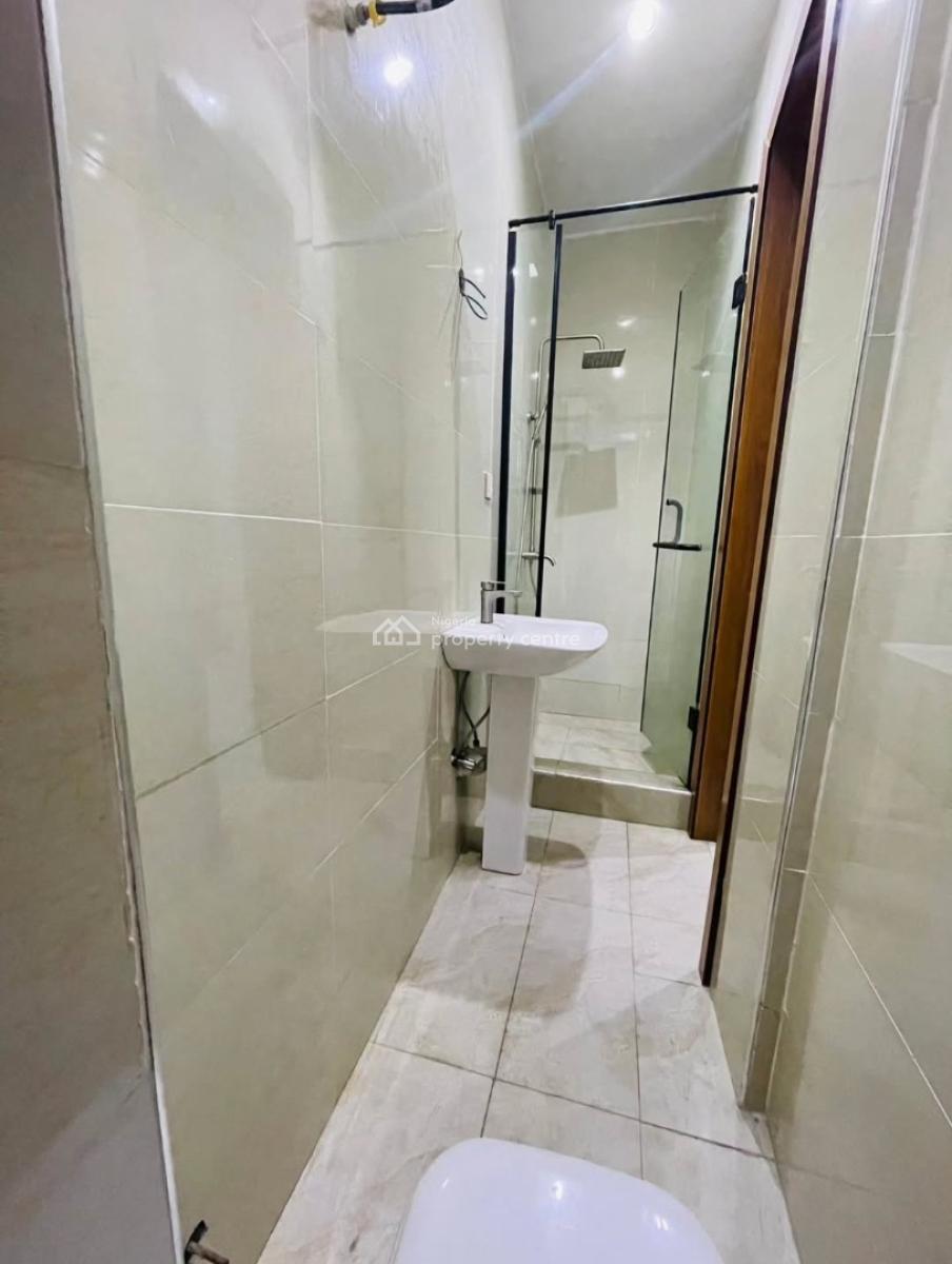 Serviced 2 Bedroom En-suite Flat, Ikate, Lekki, Lagos, Flat / Apartment for Rent