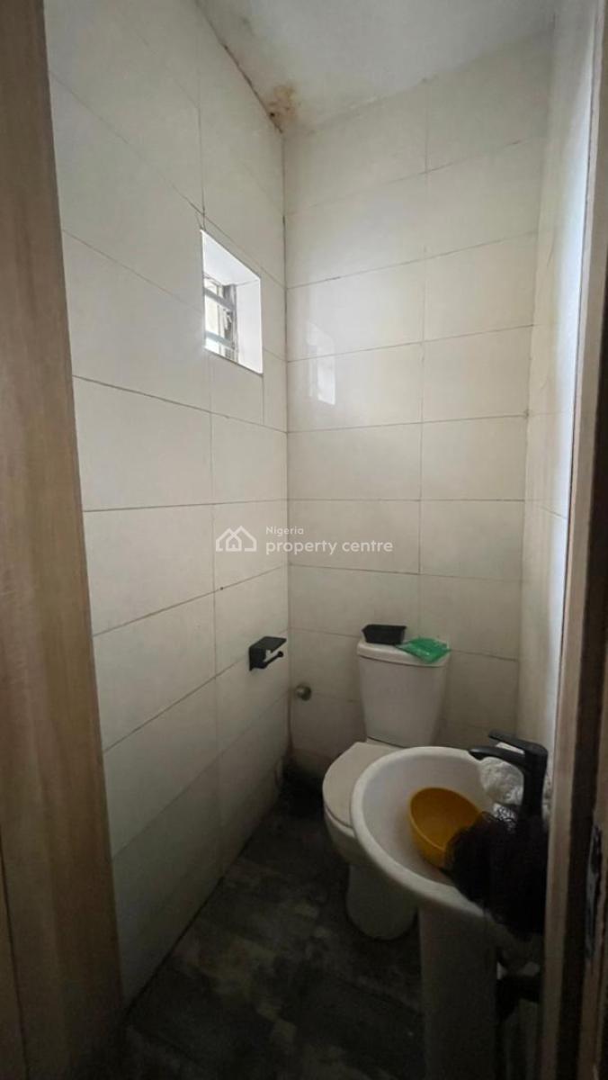Shop Space 120sqm, Lekki Phase 1, Lekki, Lagos, Shop for Rent