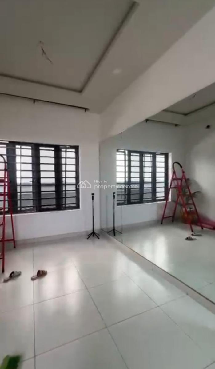 Serviced En-suite Room Apartment with 24-hour Power in a Secure Estate, Orchid Estate, Lekki, Lagos, Flat / Apartment for Rent