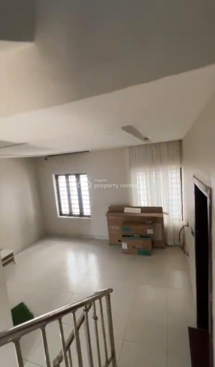 Serviced En-suite Room Apartment with 24-hour Power in a Secure Estate, Orchid Estate, Lekki, Lagos, Flat / Apartment for Rent