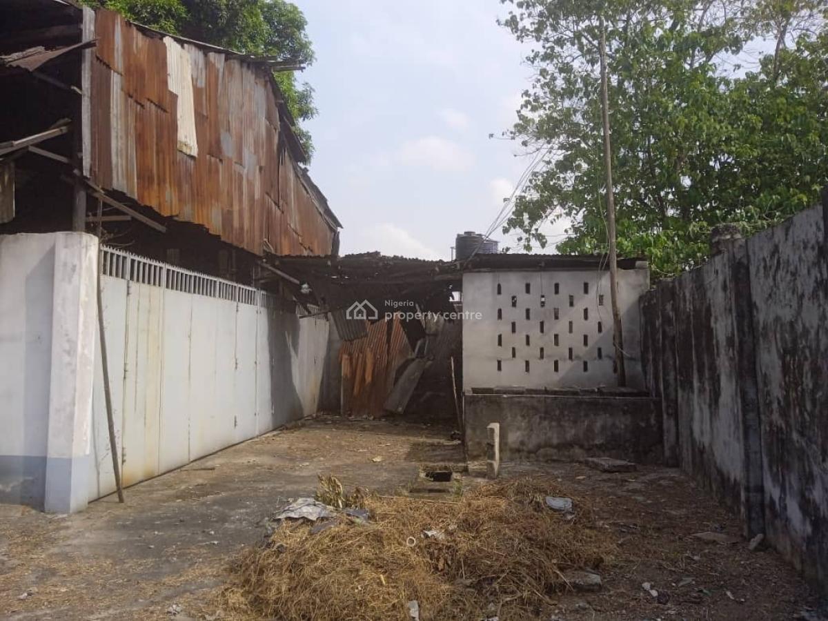 Warehouse on Above 1 Plot of Land Measuring 568 Sqm in Port Harcourt, Along Aba Road Port Harcourt., Port Harcourt, Rivers, Warehouse for Sale