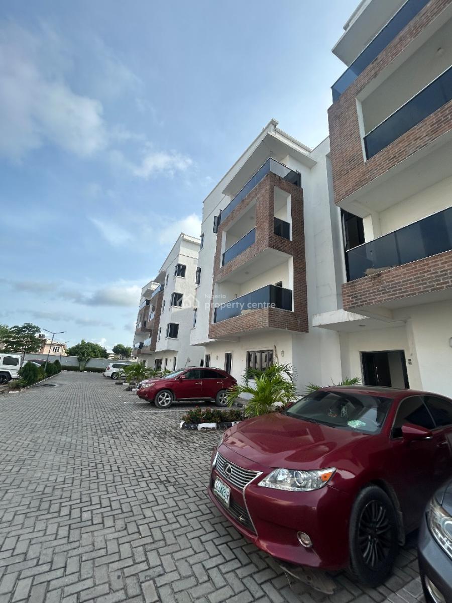 Well Maintained and Serviced 3 Bedroom Apartment, Orchid Road, Lekki, Lagos, Flat / Apartment for Rent