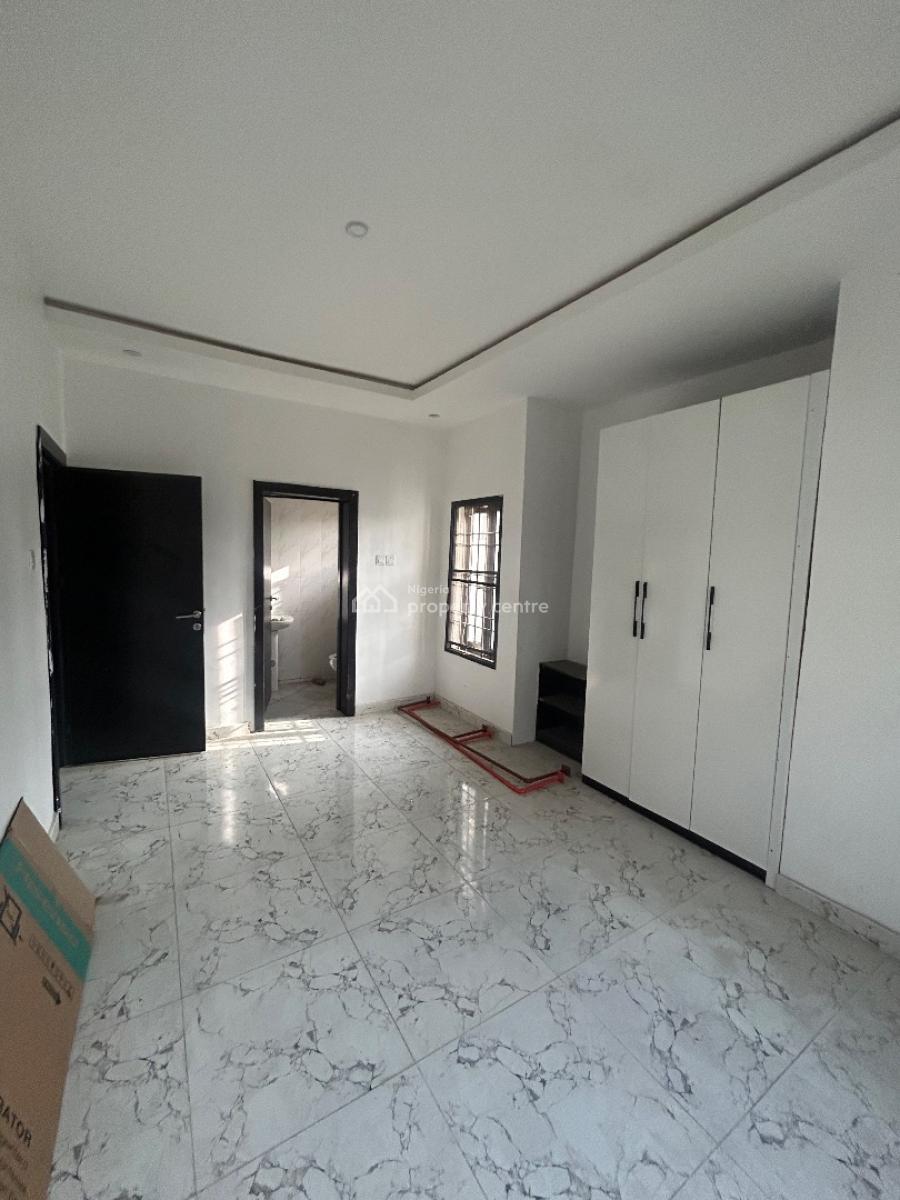 Well Maintained and Serviced 3 Bedroom Apartment, Orchid Road, Lekki, Lagos, Flat / Apartment for Rent