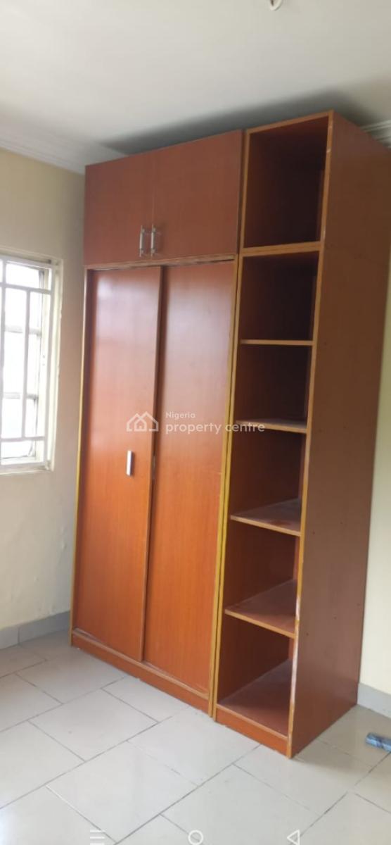 Lovely Big 3 Bedroom Flat (upstairs), Inside an Estate Environment Off Adeniyi Jones Avenue Ikeja, Adeniyi Jones, Ikeja, Lagos, Flat / Apartment for Rent