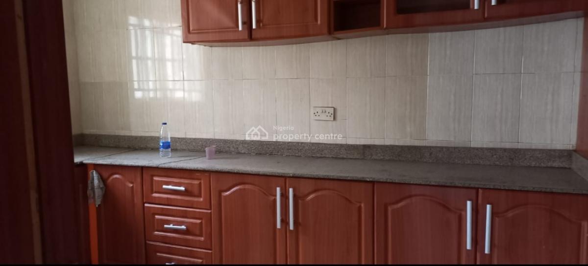 Lovely Big 3 Bedroom Flat (upstairs), Inside an Estate Environment Off Adeniyi Jones Avenue Ikeja, Adeniyi Jones, Ikeja, Lagos, Flat / Apartment for Rent