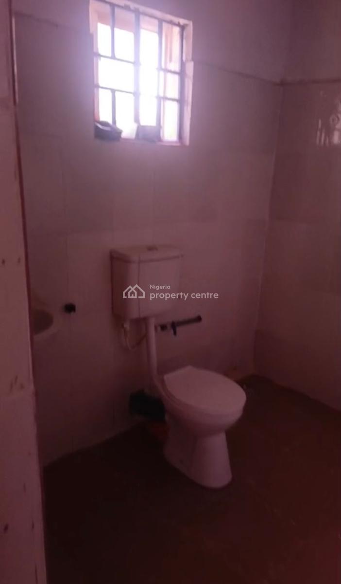 Well Maintained 2 Bedroom Flat with Wardrobe and Rooms En-suite, Shasha, By Airforce Base, Akowonjo, Alimosho, Lagos, Flat / Apartment for Rent