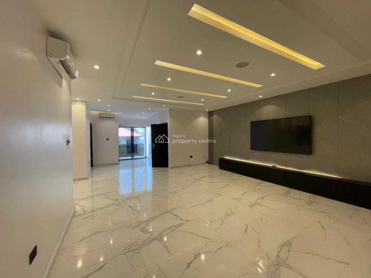 Newly Built Fully Serviced 3 Bedroom Apartment + Bq, Lekki Phase 1, Lekki, Lagos, Block of Flats for Sale