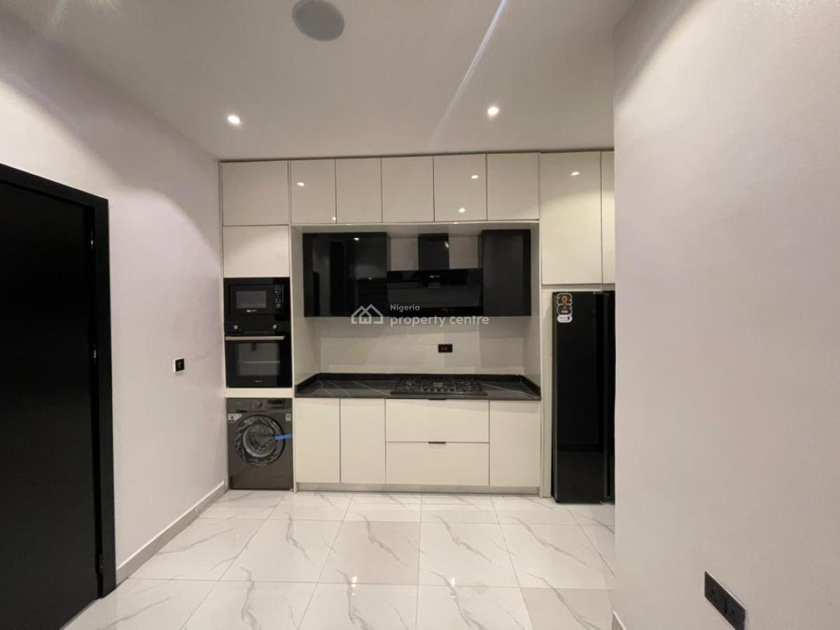 Newly Built Fully Serviced 3 Bedroom Apartment + Bq, Lekki Phase 1, Lekki, Lagos, Block of Flats for Sale