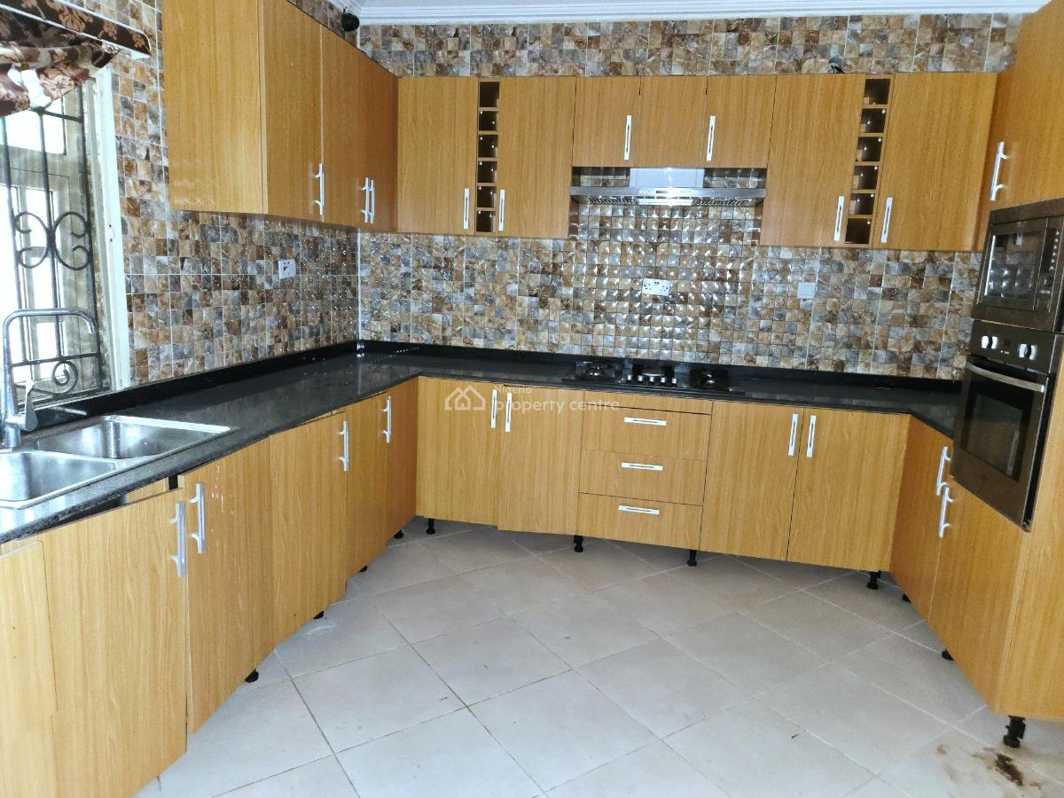 Lovely 4 Bedroom Duplex, Pinnock Beach Estate, Osapa, Lekki, Lagos, Semi-detached Duplex for Rent