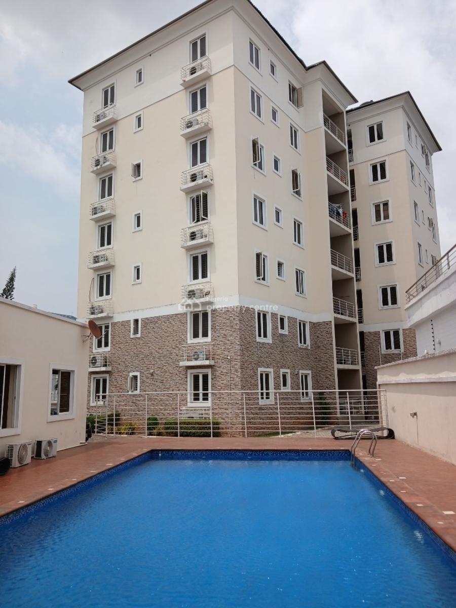 Serviced 3 Bedroom En-suite Flat with Fitted Kitchen, Air Conditioners, Lekki Phase 1, Lekki, Lagos, Flat / Apartment for Rent