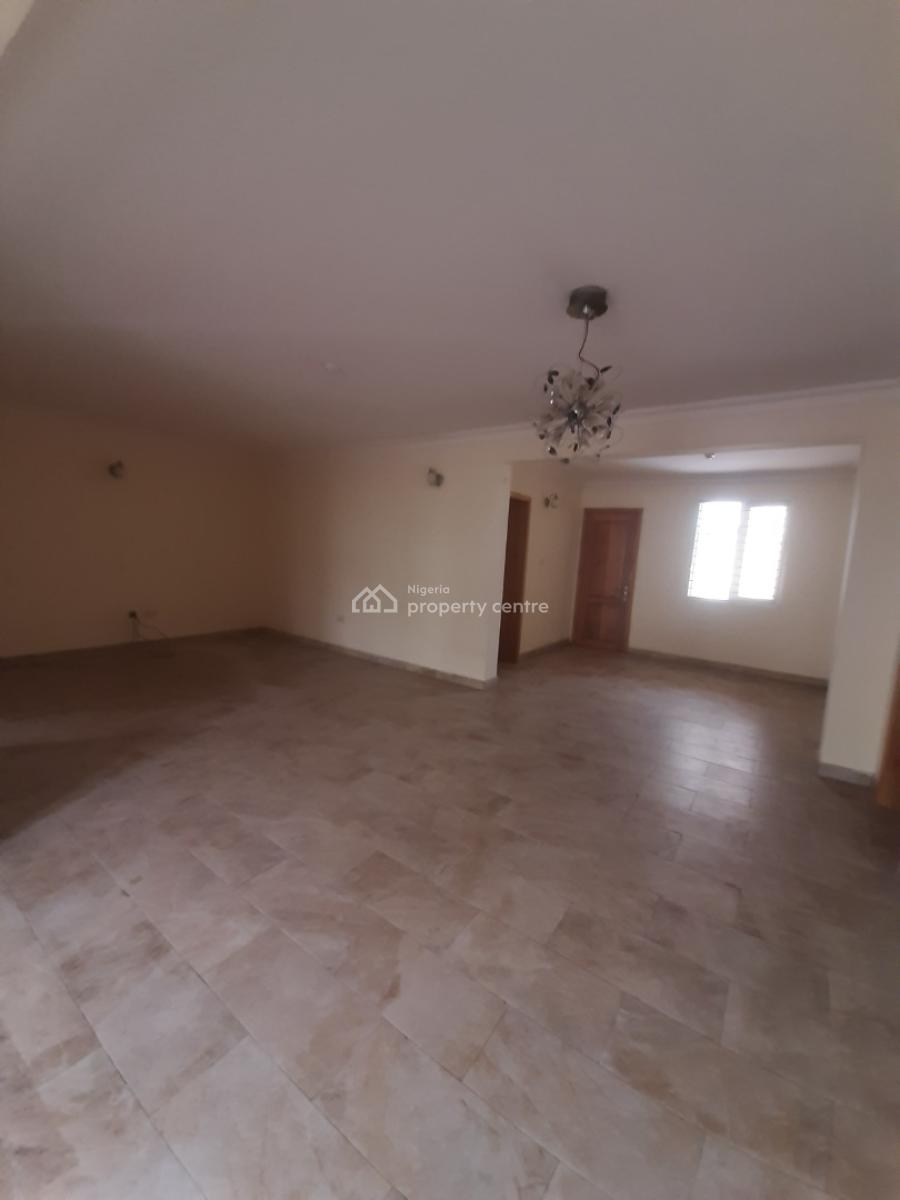 Serviced 3 Bedroom En-suite Flat with Fitted Kitchen, Air Conditioners, Lekki Phase 1, Lekki, Lagos, Flat / Apartment for Rent