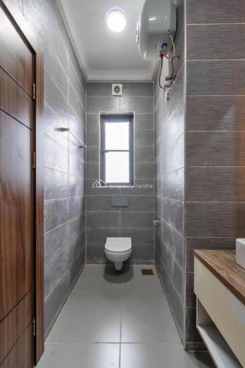 Luxe 2 Bedrooms Apartment with Swimming Pool, Periwinkle Estate, Lekki Phase 1, Lekki, Lagos, Flat / Apartment Short Let