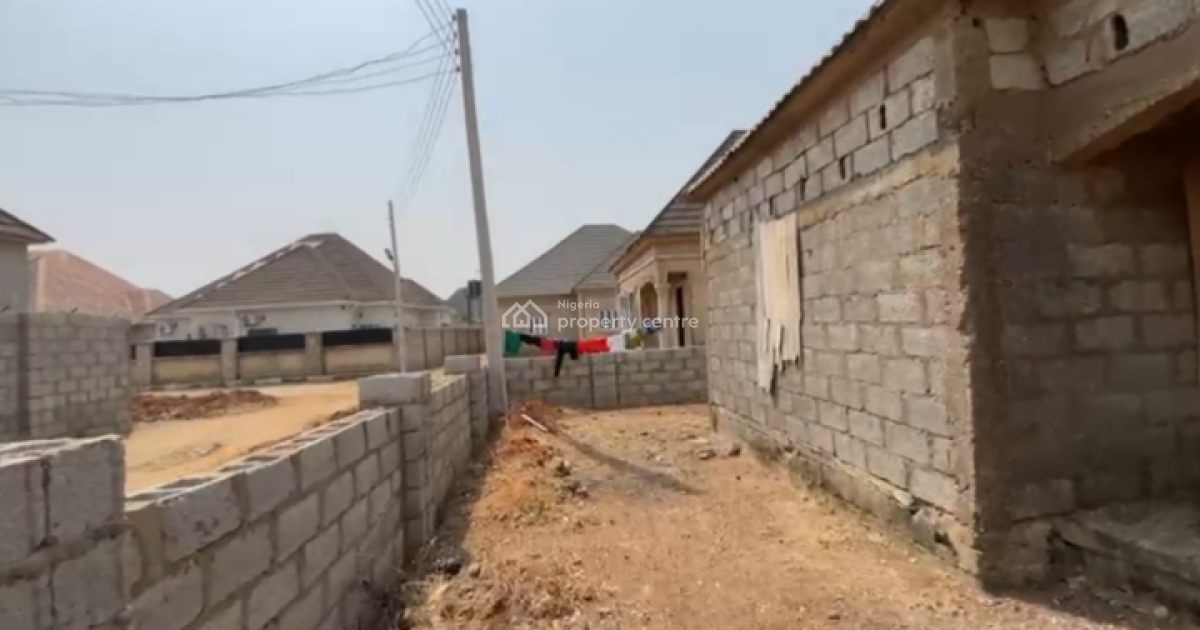2bedroom Carcass Bungalow with Bq, Lugbe District, Abuja, Detached Bungalow for Sale