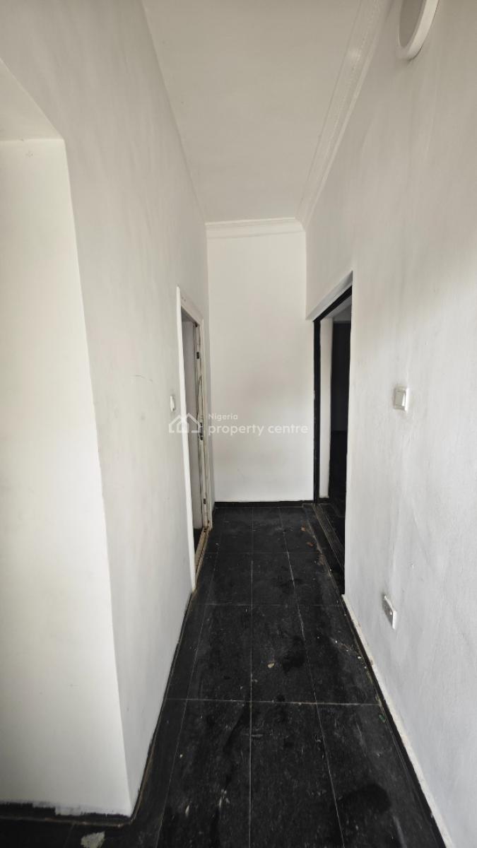 Self Serviced Mini Flat, Off Admiralty Way, Lekki Phase 1, Lekki, Lagos, Mini Flat (room and Parlour) for Rent