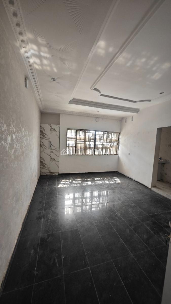 Self Serviced Mini Flat, Off Admiralty Way, Lekki Phase 1, Lekki, Lagos, Mini Flat (room and Parlour) for Rent