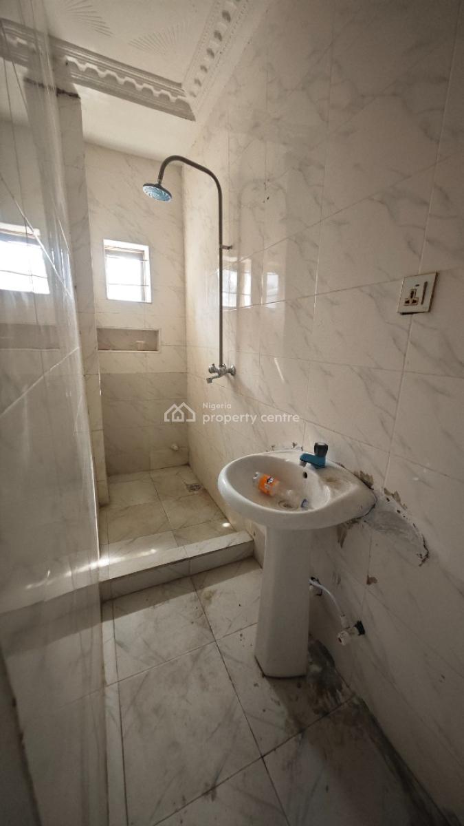 Self Serviced Mini Flat, Off Admiralty Way, Lekki Phase 1, Lekki, Lagos, Mini Flat (room and Parlour) for Rent