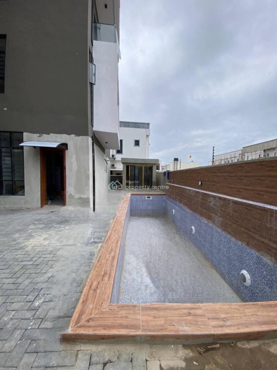 2 Bedroom Apartment, Ikota, Lekki, Lagos, Block of Flats for Sale