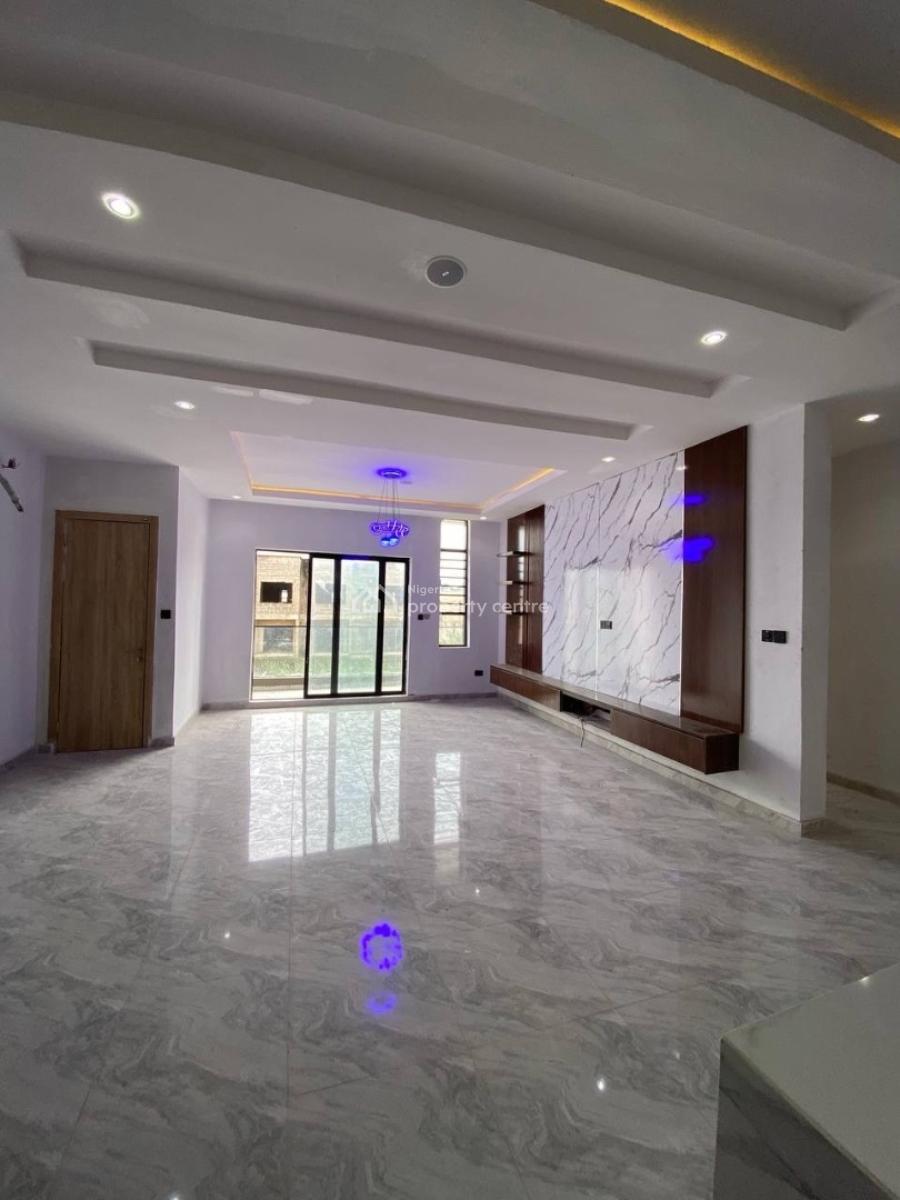 2 Bedroom Apartment, Ikota, Lekki, Lagos, Block of Flats for Sale