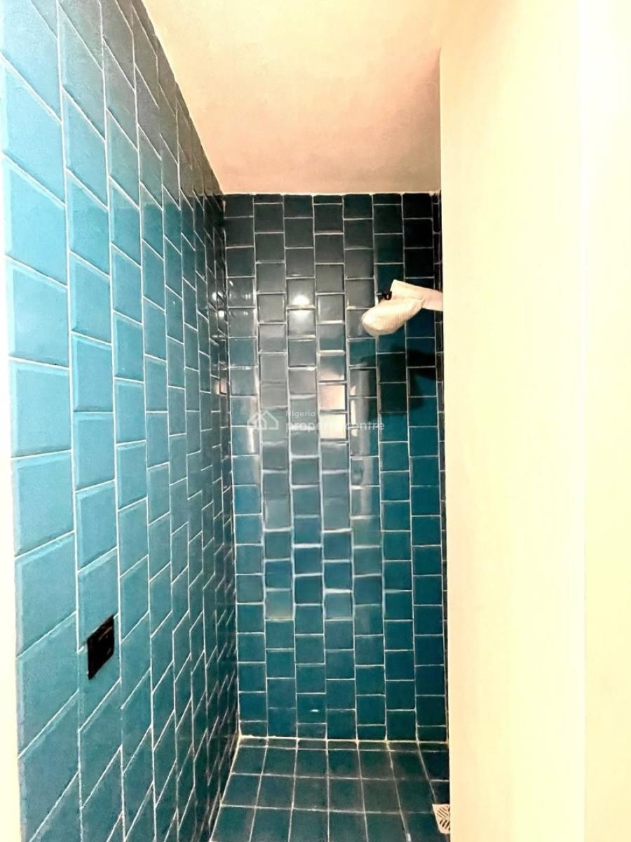 2 Bedroom Apartment, Idado, Lekki, Lagos, Block of Flats for Sale