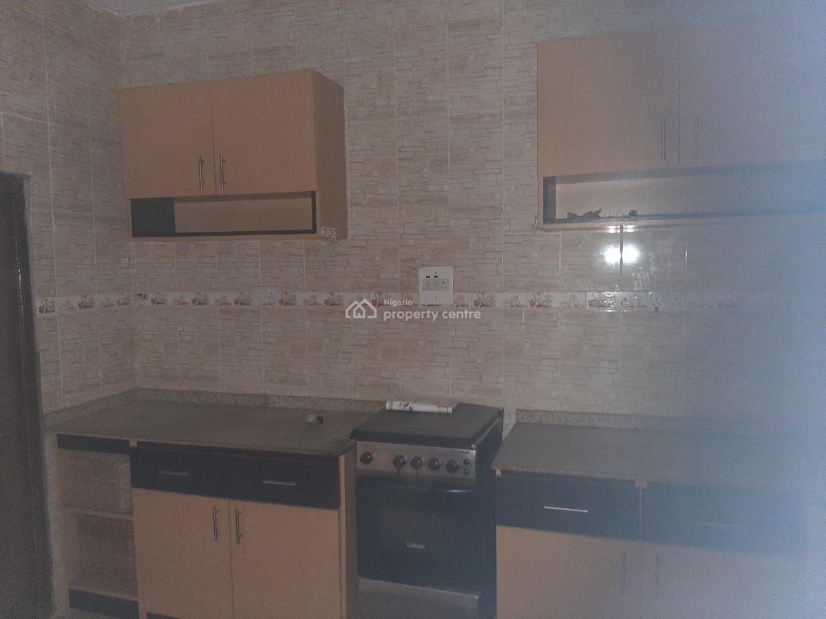 Serviced 3 Bedroom En-suite Flat with an Enclosed Fitted Kitchen/pantr, Ikate Elegushi, Lekki, Lagos, Flat / Apartment for Rent