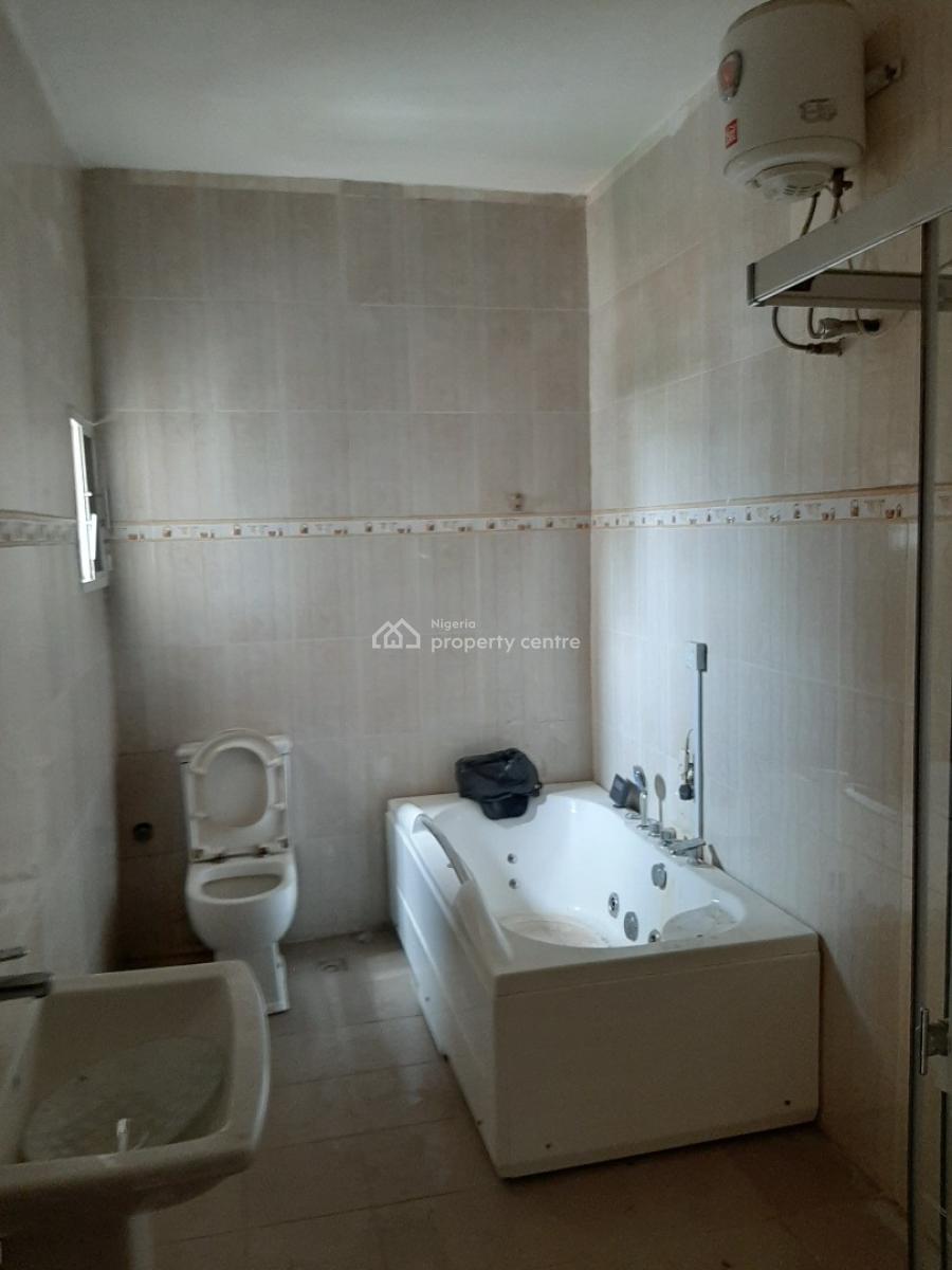 Serviced 3 Bedroom En-suite Flat with an Enclosed Fitted Kitchen/pantr, Ikate Elegushi, Lekki, Lagos, Flat / Apartment for Rent