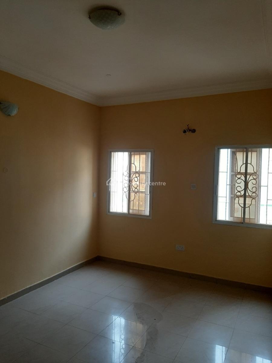 Serviced 3 Bedroom En-suite Flat with an Enclosed Fitted Kitchen/pantr, Ikate Elegushi, Lekki, Lagos, Flat / Apartment for Rent