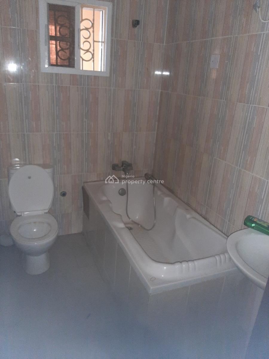 Serviced 3 Bedroom En-suite Flat with an Enclosed Fitted Kitchen/pantr, Ikate Elegushi, Lekki, Lagos, Flat / Apartment for Rent