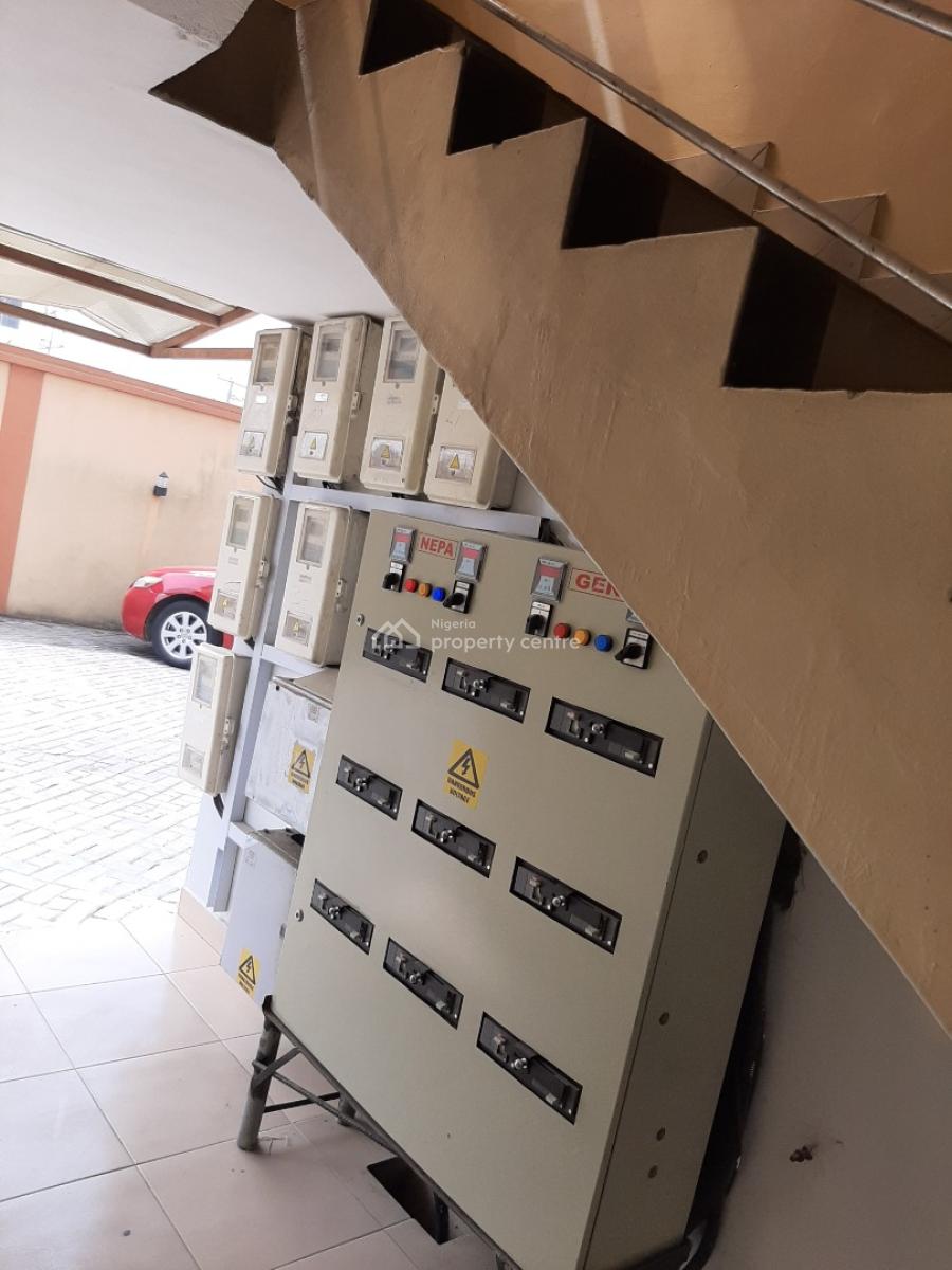 Serviced 3 Bedroom En-suite Flat with an Enclosed Fitted Kitchen/pantr, Ikate Elegushi, Lekki, Lagos, Flat / Apartment for Rent
