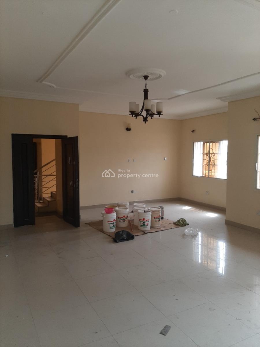 Serviced 3 Bedroom En-suite Flat with an Enclosed Fitted Kitchen/pantr, Ikate Elegushi, Lekki, Lagos, Flat / Apartment for Rent