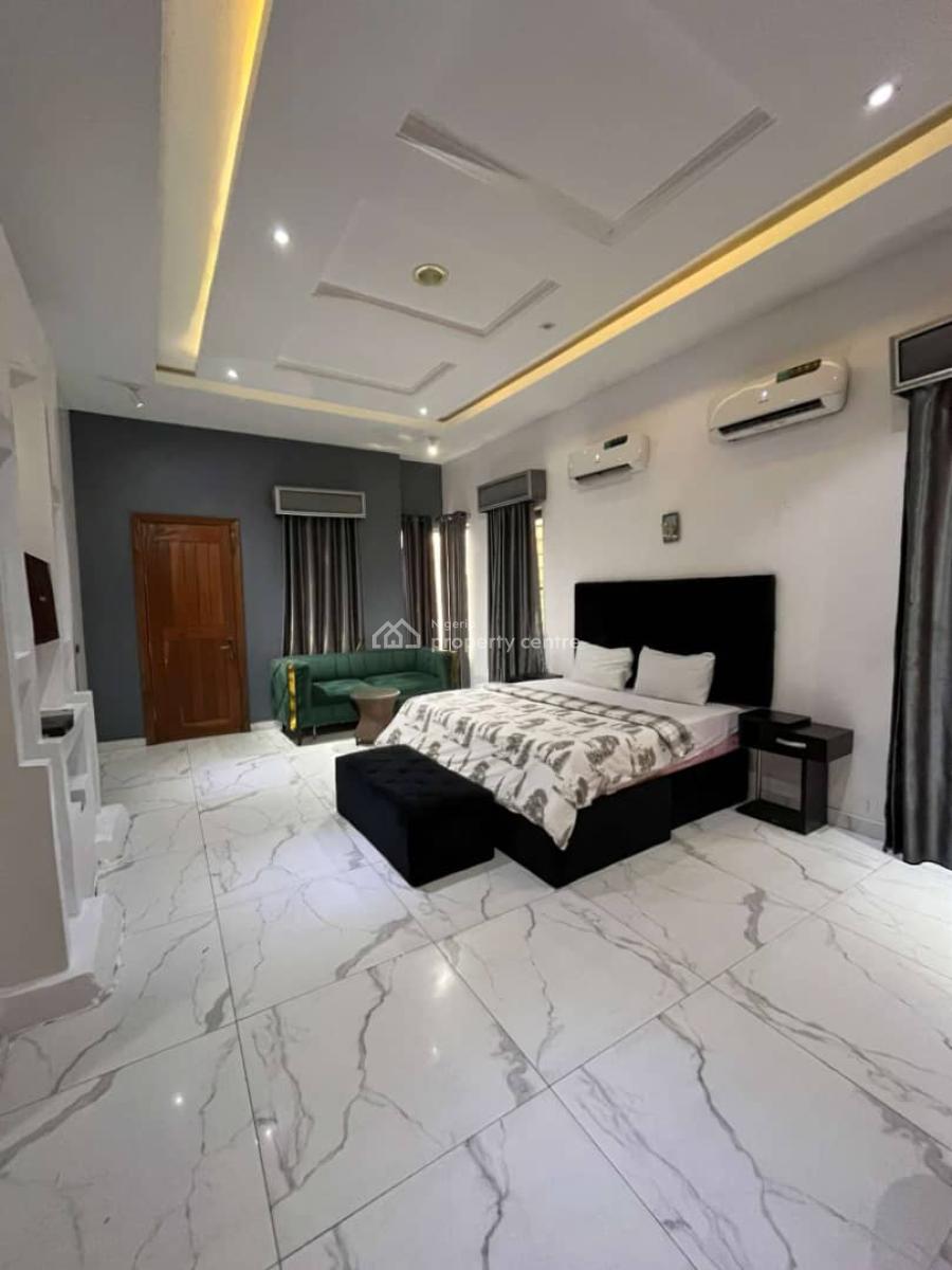 Commercial 4-bedroom Semi-detached Duplex with Bq and Gatehouse, Ikate, Lekki, Lagos, Semi-detached Duplex for Rent
