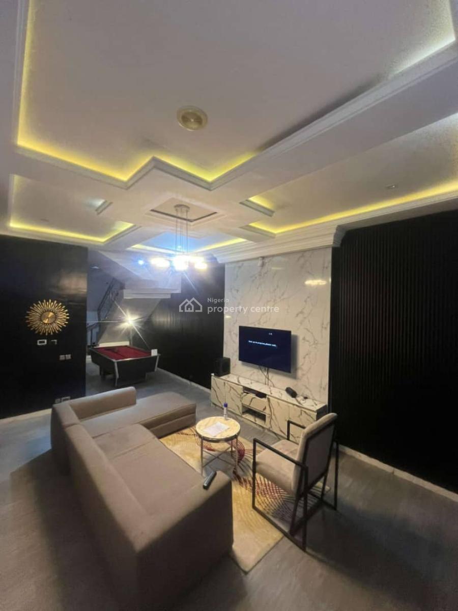 Commercial 4-bedroom Semi-detached Duplex with Bq and Gatehouse, Ikate, Lekki, Lagos, Semi-detached Duplex for Rent