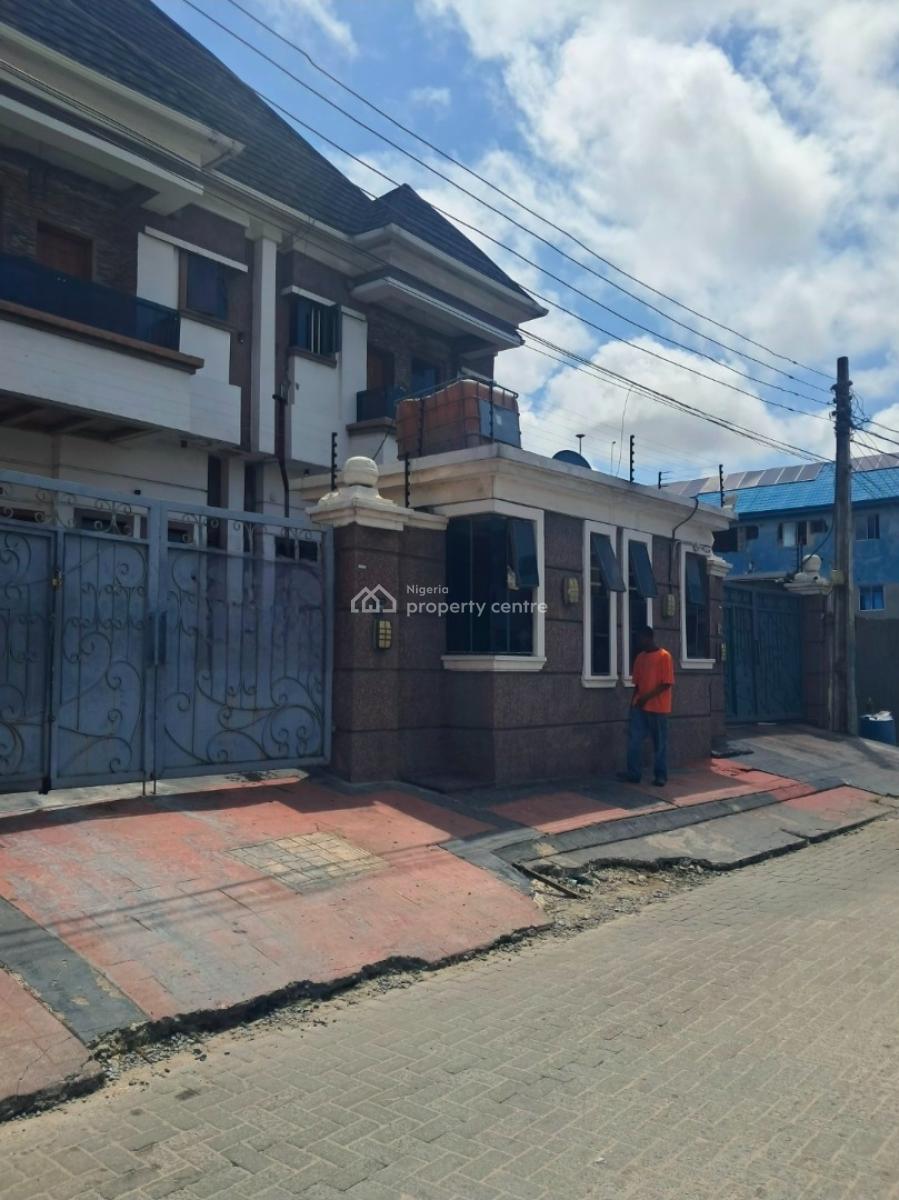 Commercial 4-bedroom Semi-detached Duplex with Bq and Gatehouse, Ikate, Lekki, Lagos, Semi-detached Duplex for Rent