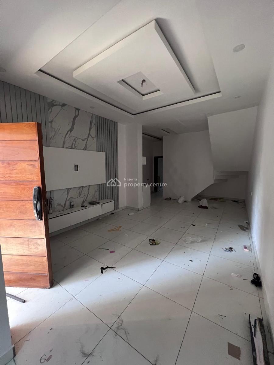 Mini Flat ( Room and Parlor ), Dominos Agungi, Agungi, Lekki, Lagos, Mini Flat (room and Parlour) for Rent