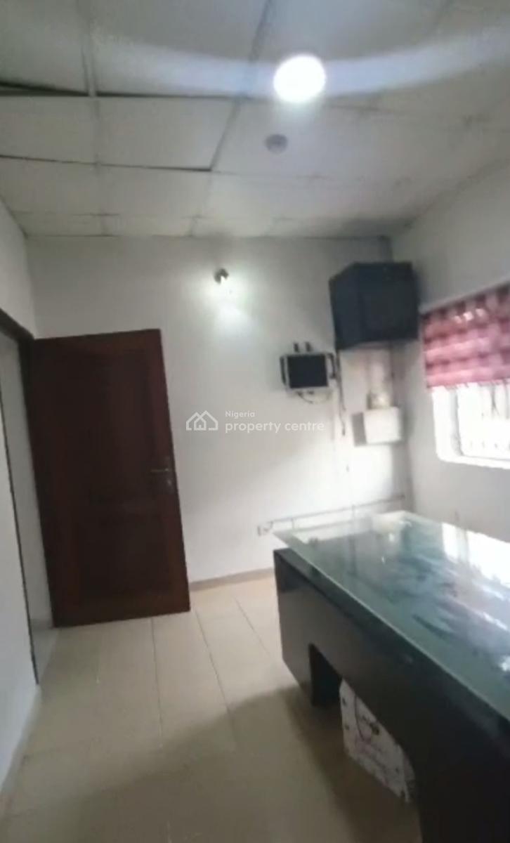 One Room Corporate Office Space Ensuite, Ikota Villa Estate, Ikota, Lekki, Lagos, Office Space for Rent