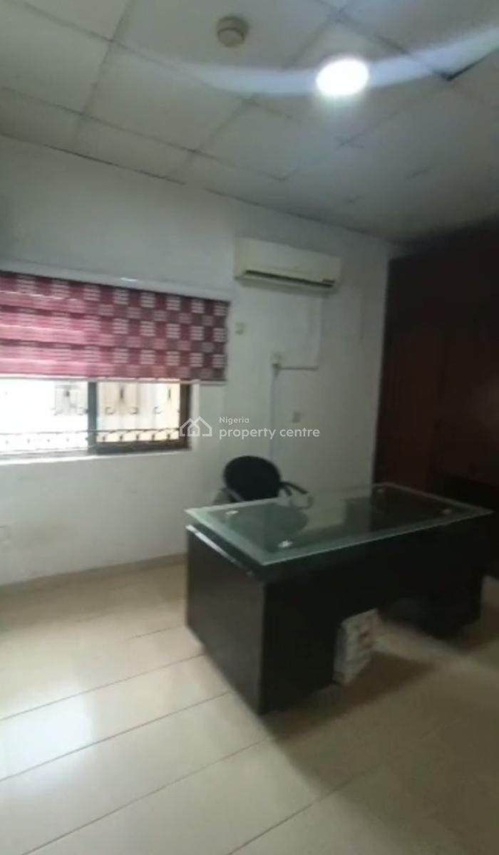 One Room Corporate Office Space Ensuite, Ikota Villa Estate, Ikota, Lekki, Lagos, Office Space for Rent